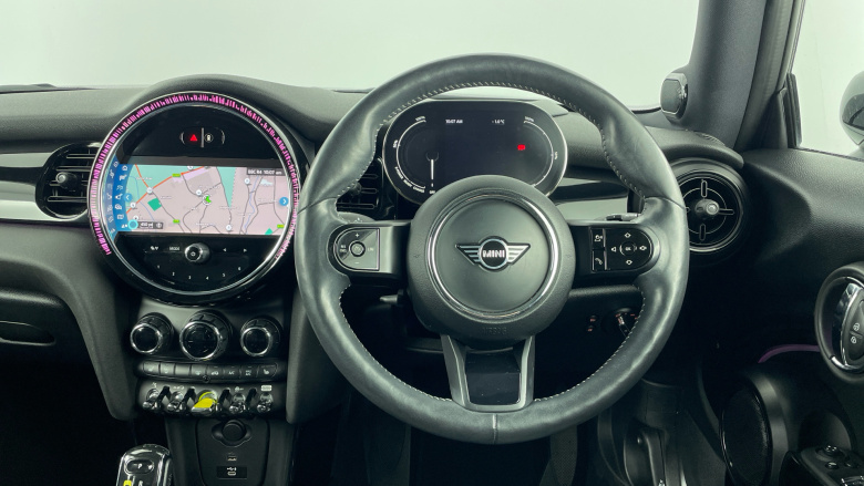 MINI Hatchback 135kW Cooper S Level 3 33kWh 3dr Auto Electric Hatchback